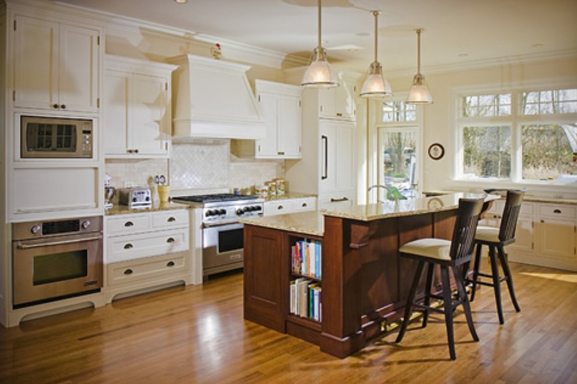 Central Saanich Custom — photo 4