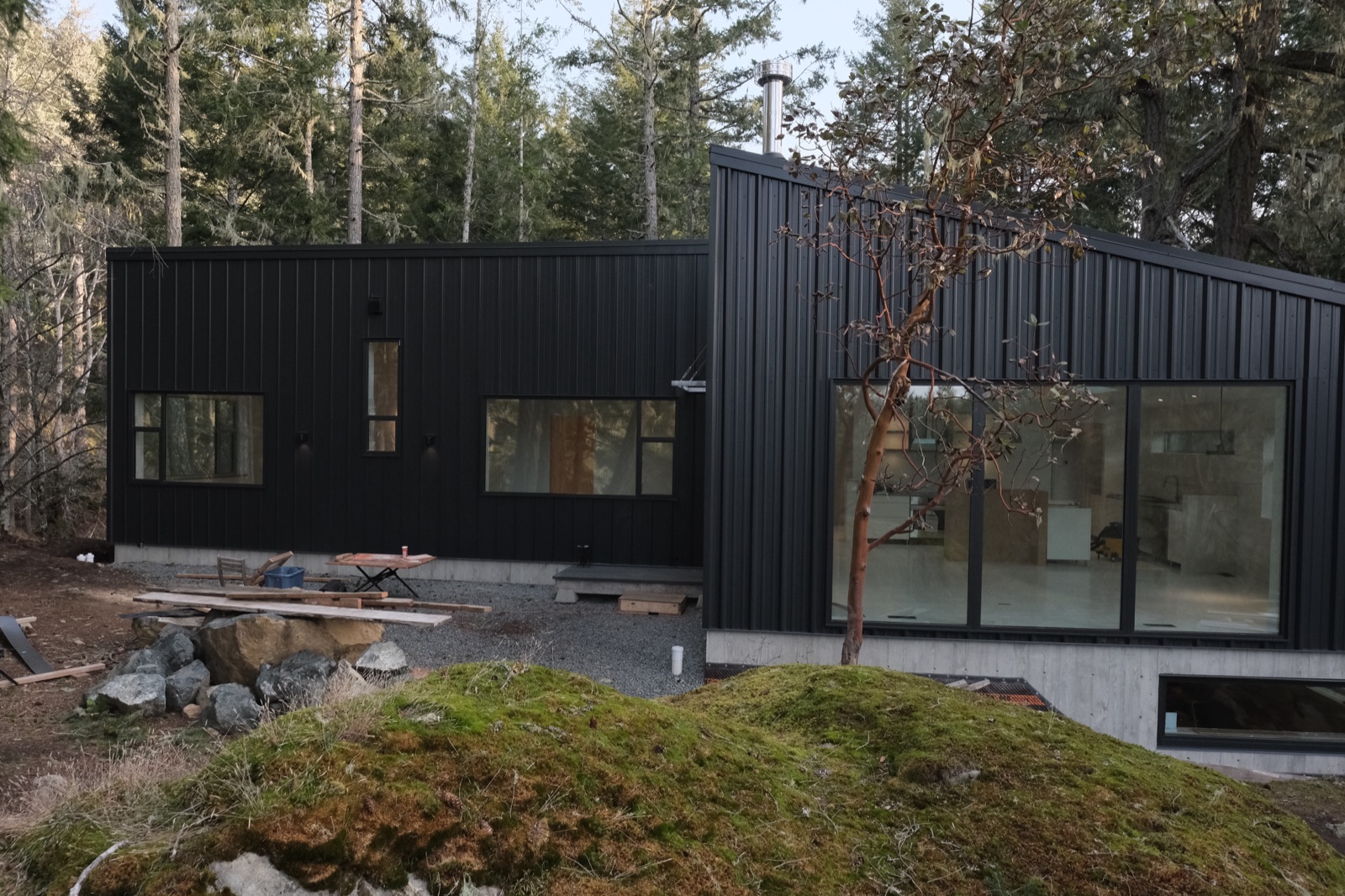 Metchosin Custom — photo 1