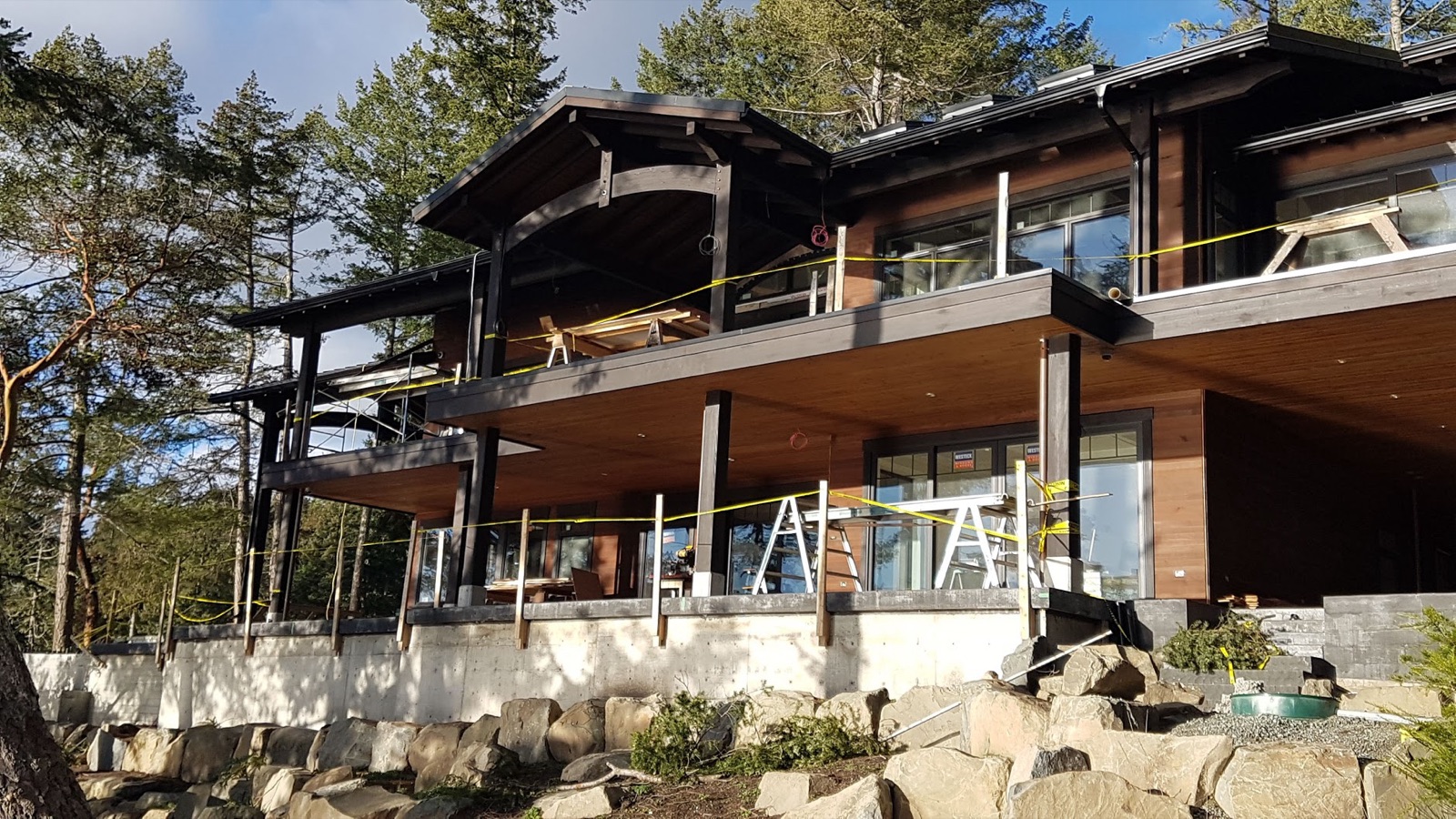 Pender Custom — photo 1