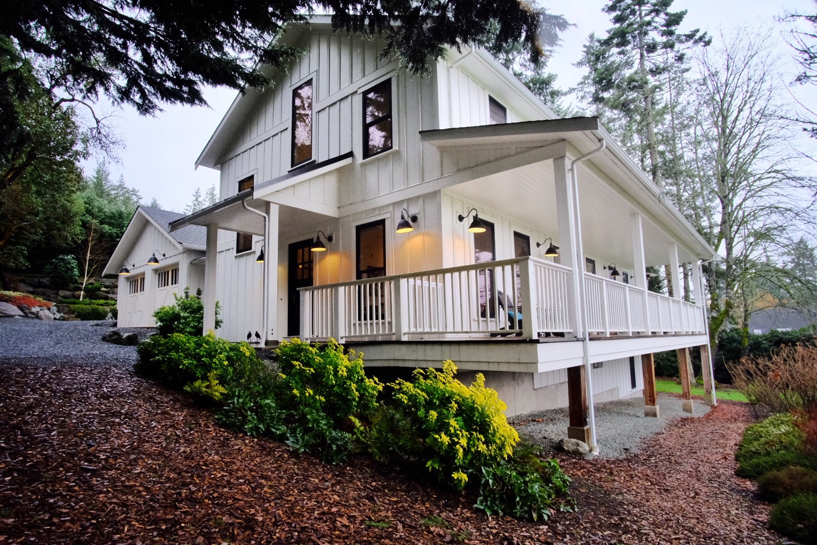 Saanich Custom — photo 3