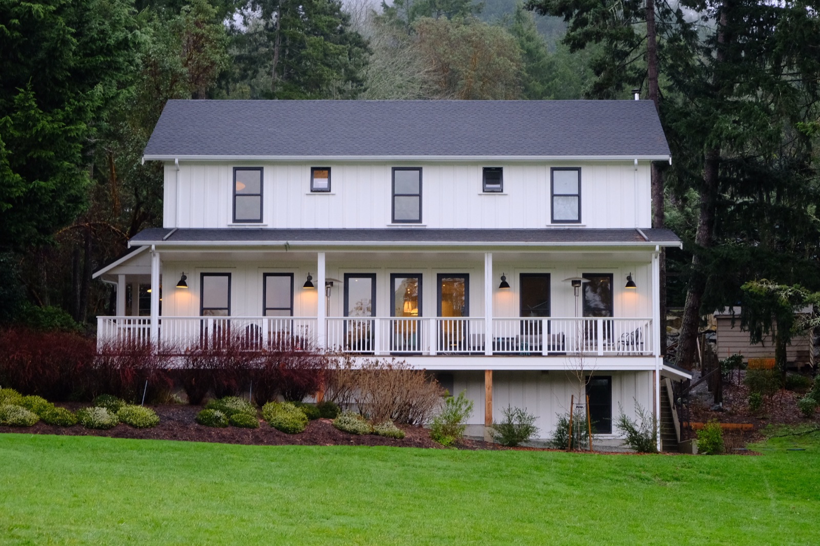 Saanich Custom — photo 4